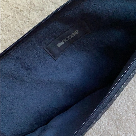 MacBook Air case - Picture 3 of 3